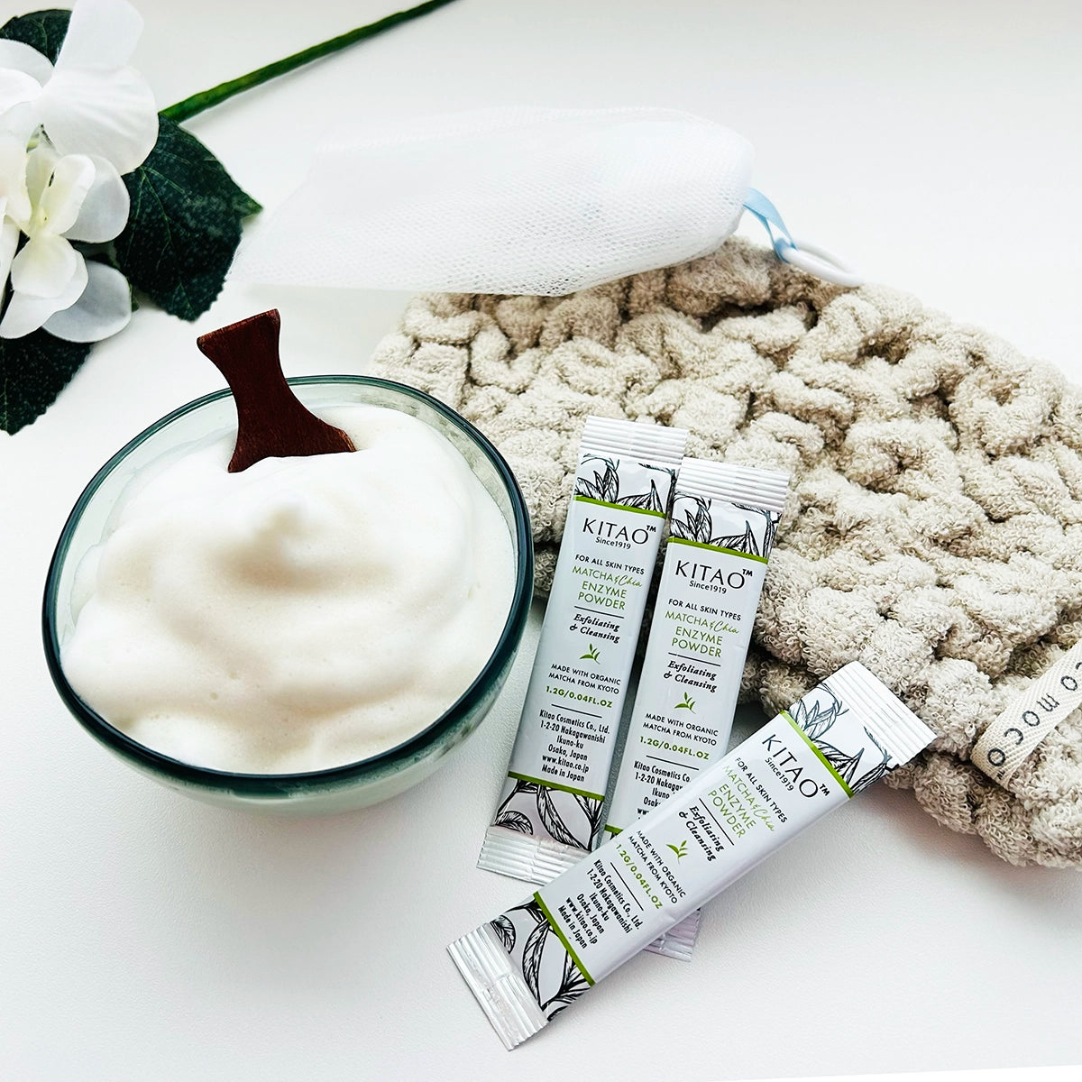 MATCHA & CHIA DOUBLE CLEANSING KIT image 1